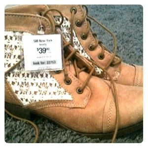 Brown lace Boots