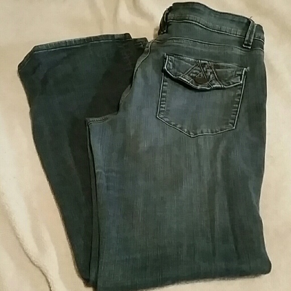 The limited jeans