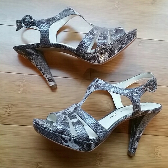 anne klein snakeskin heels
