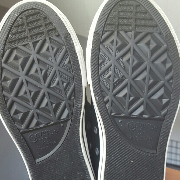 Converse - Picture 3 of 4