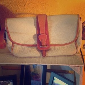 Vintage Dooney& Bourke beige