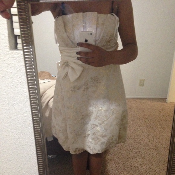 Betsy and Adam dress - Picture 2 of 2