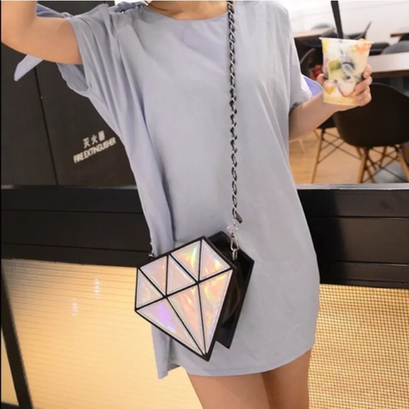 diamond cross body last one! - Picture 2 of 3