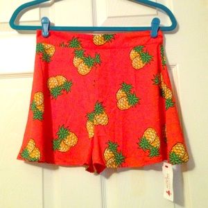 Pineapple Shorts from The Red Dress Boutique!!