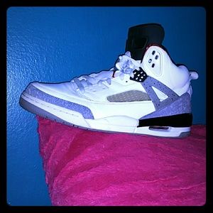 Jordan spizike white cement