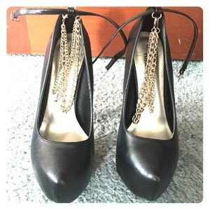 Black High Heels with sexy gold chain