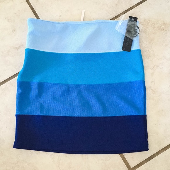Blue ombré mini skirt