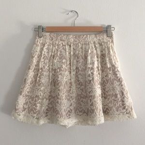 Lace skirt