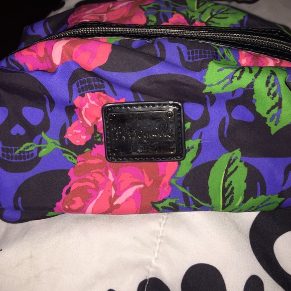 🌹💀Betsyville Makeup bag