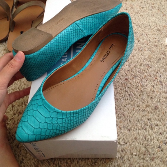 CALL IT SPRING turquoise snake skin