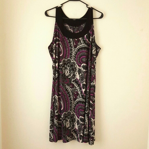 Black, white & pink paisley sheath dress