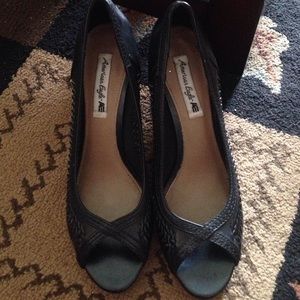 American eagle heels