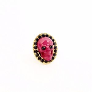 Tarina Tarantino skull cameo ring