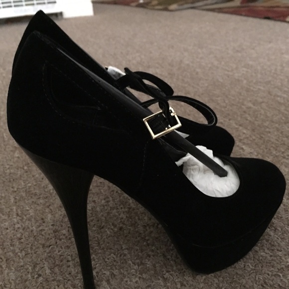 Black heels