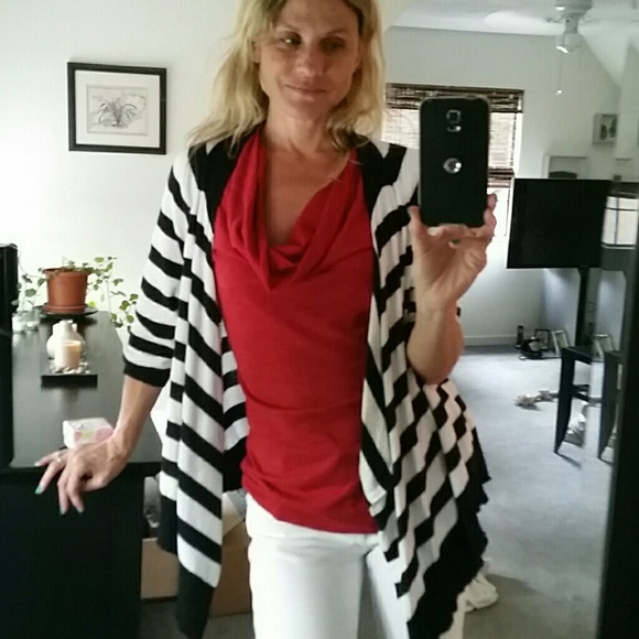 Cardigan + sleeveless cowl neck. Cowl neck free