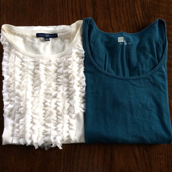 GAP Tops - GAP Tank & Tee Bundle
