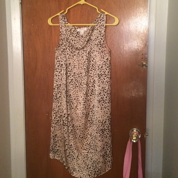 Short casual dress - Picture 1 of 3