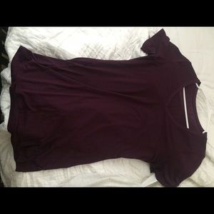 Lululemon v-neck in burgundy