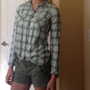 Light turquoise and grey flannel