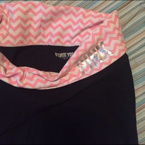 VS PINK YOGA PANTS