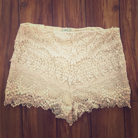 Kimchi Blue Crochet Shorts