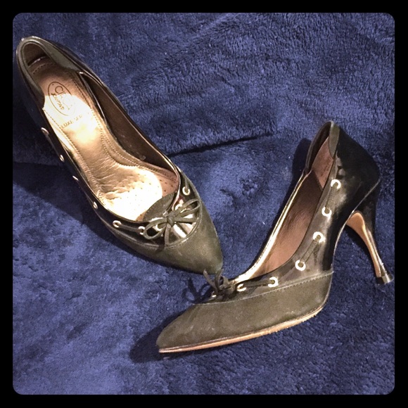 Black Pointy Toe Joan & David Heels - Picture 1 of 2