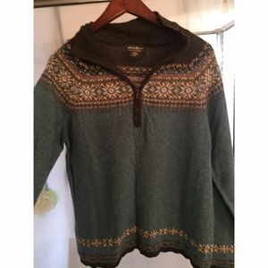 Bundle of two Eddie Bauer sweaters