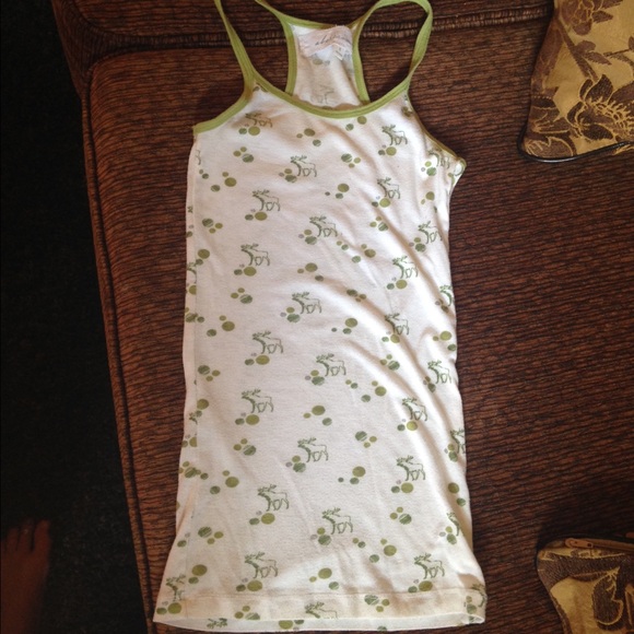 Abercrombie Kids SMALL green tank.