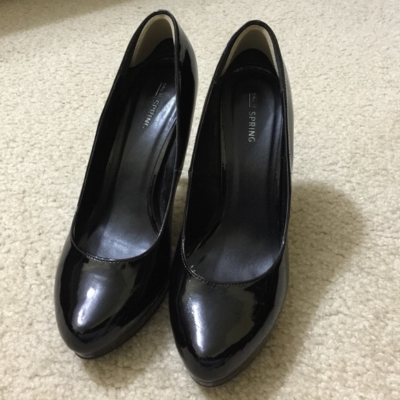 Black patent high heels