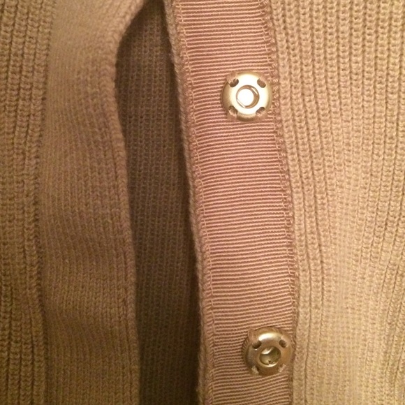 Cardigan - Picture 3 of 4