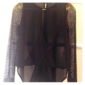 Gorgeous sheer long sleeve top w/ detailed sleeve