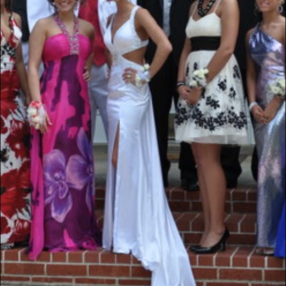 Stunning prom dress!