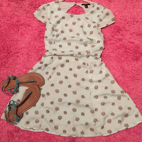 Daisy dress 🌸