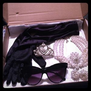 Breakfast at Tiffany's Theme accessories!!