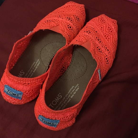 Neon orange crochet toms