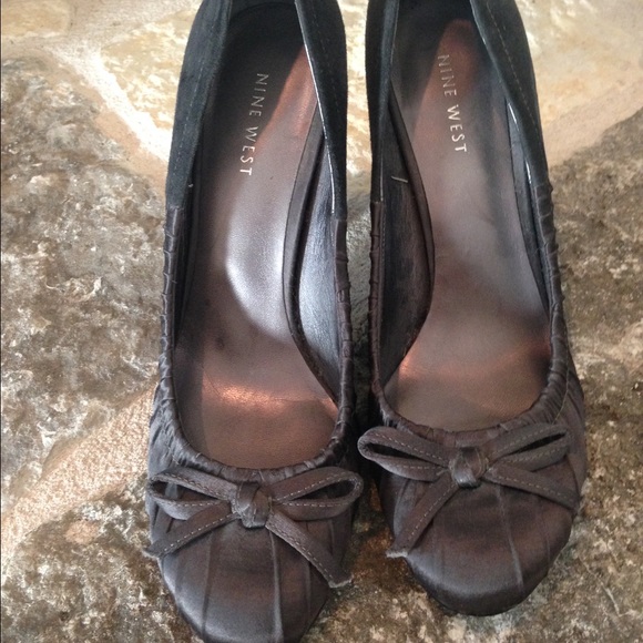 New Nine West heels 8.5