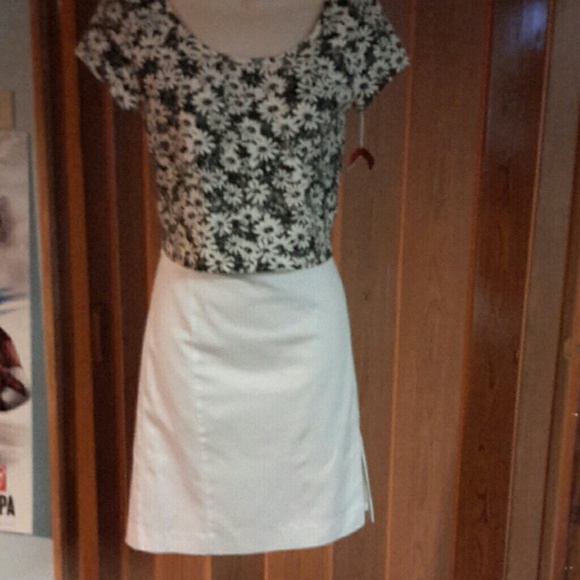 Mossimo Supply Co. Tops - Nice top