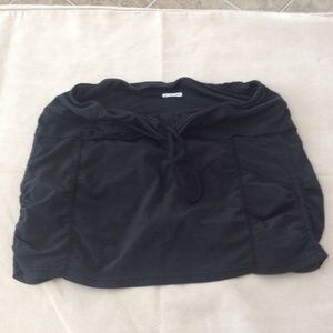 Lululemon short shirt black size 6