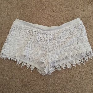 H&M White Lace Shorts