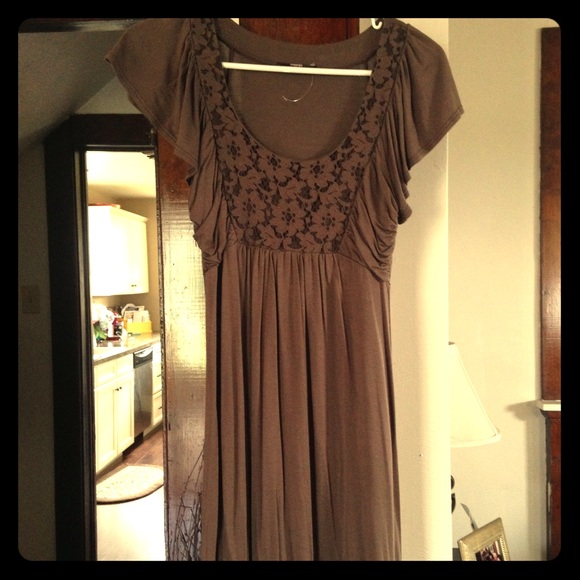 Dresses & Skirts - Flutter sleeve chocolate brown cotton dress