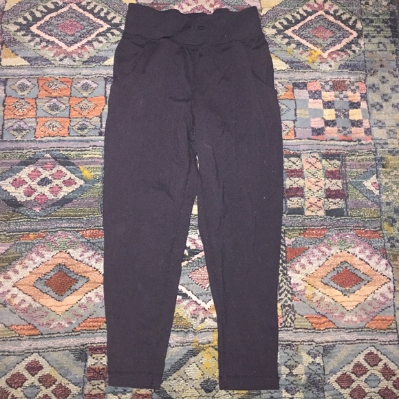 LULU LEMON LEGGINGS!
