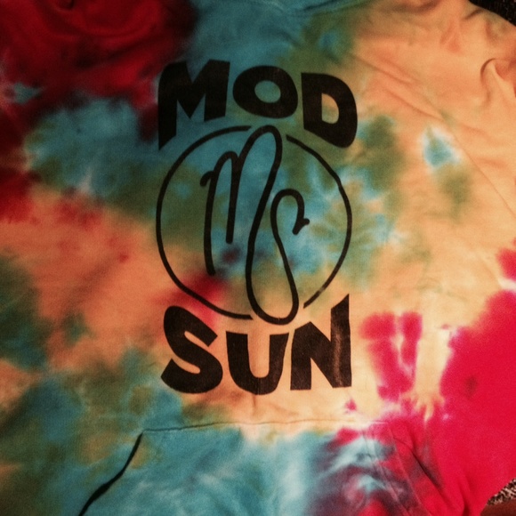 Mod sun hoodie hahahahaha