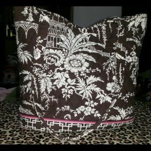Vera Bradley handbag imperial pattern