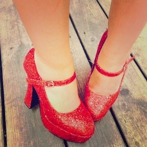 Halloween red glitter platform heels❤️