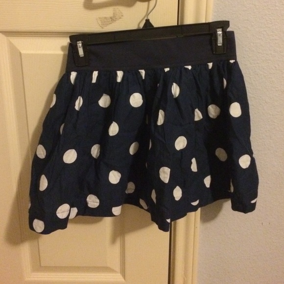 Hollister polka dot navy skirt