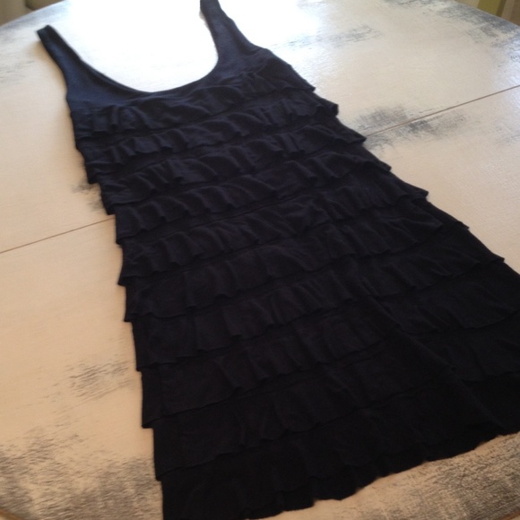 Stretchy black dress