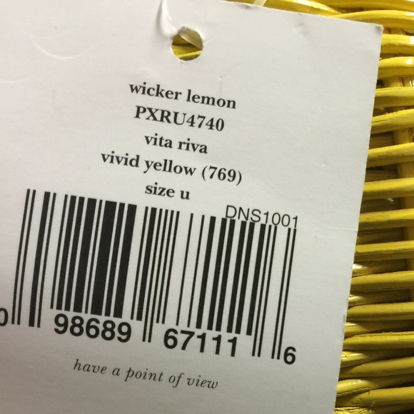 PRICE FIRM: Kate spade Vita Wicker lemon clutch✨ - Picture 3 of 3