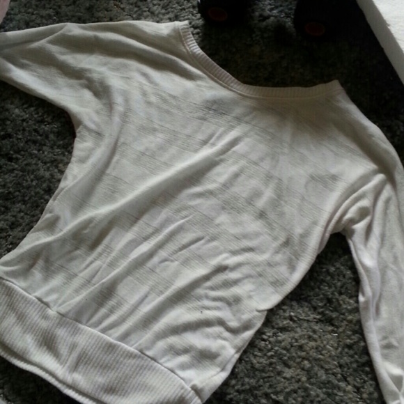 White long sleeve shirt