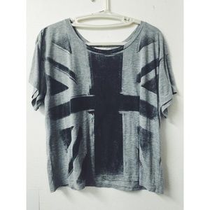 Forever 21 London Design Short Top