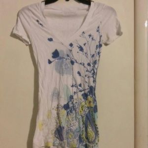 American Eagle V-neck